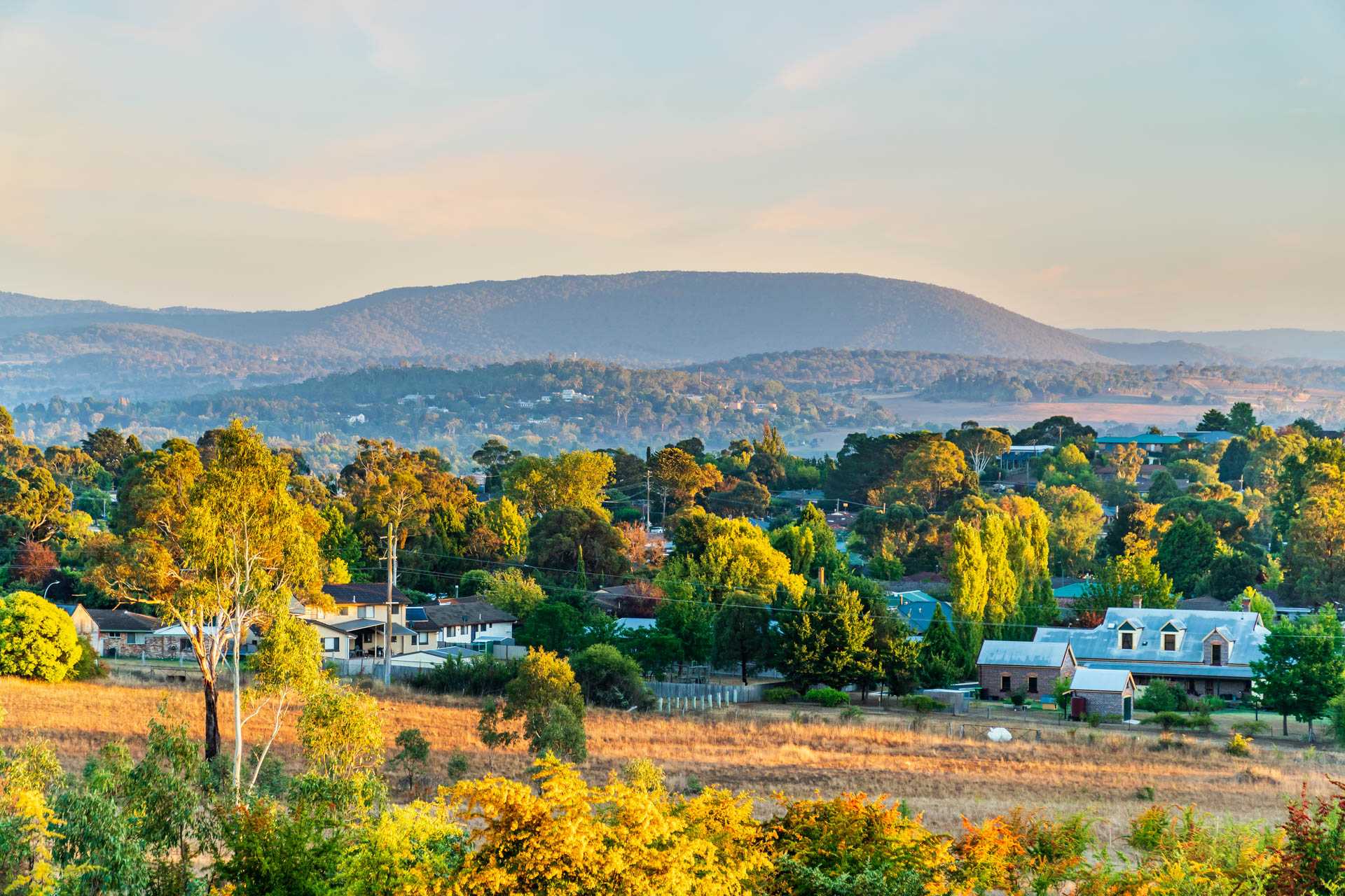 Discover Armidale: Top-Rated Holiday Destinations To Tick Off Your Bucket List